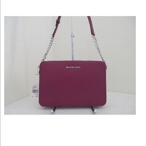 Michael Kors Jet Set East West Crossgrain